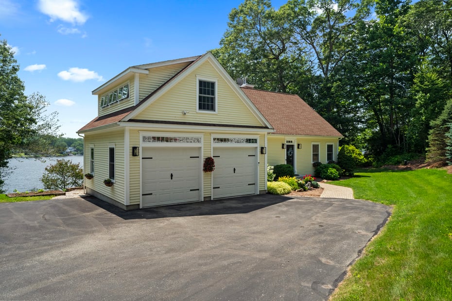 189 Doyle Road Photo 8