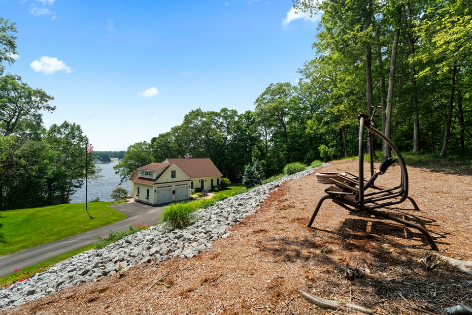 189 Doyle Road Photo 36