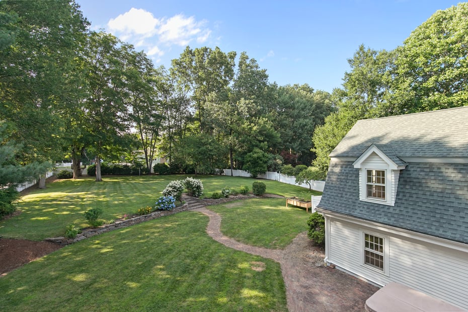 110 Randi Drive Photo 32
