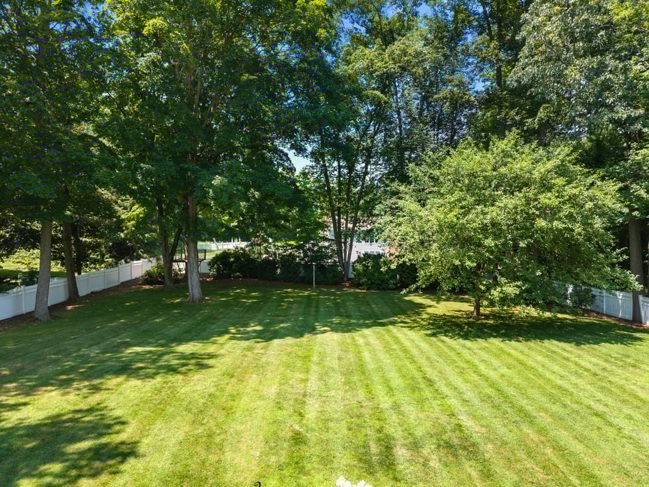 110 Randi Drive Photo 33