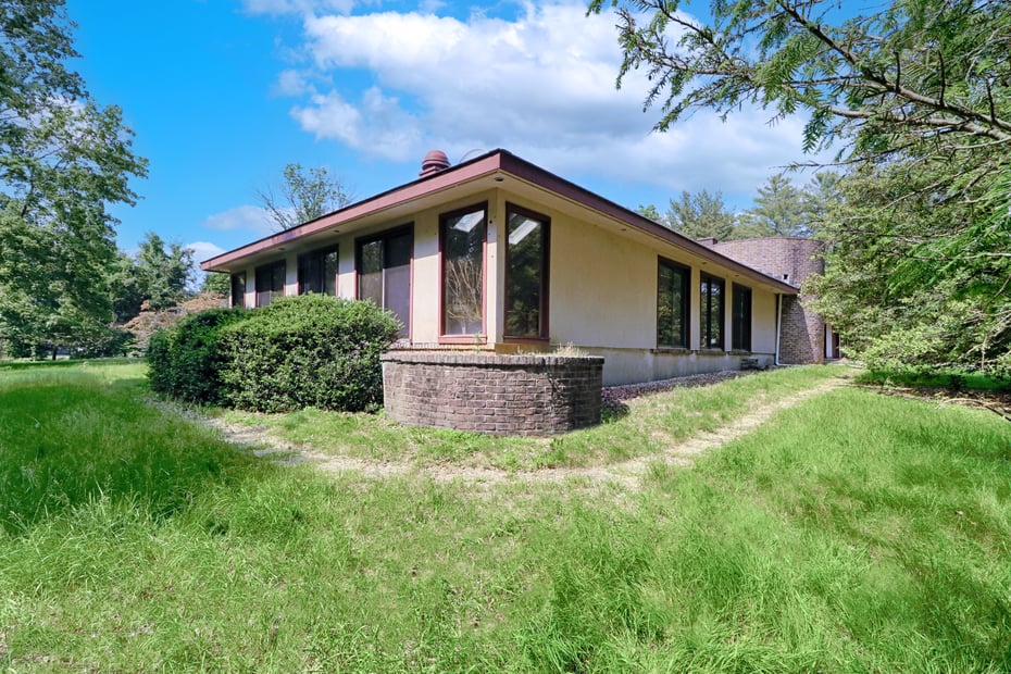 3853 Congress Street Photo 7