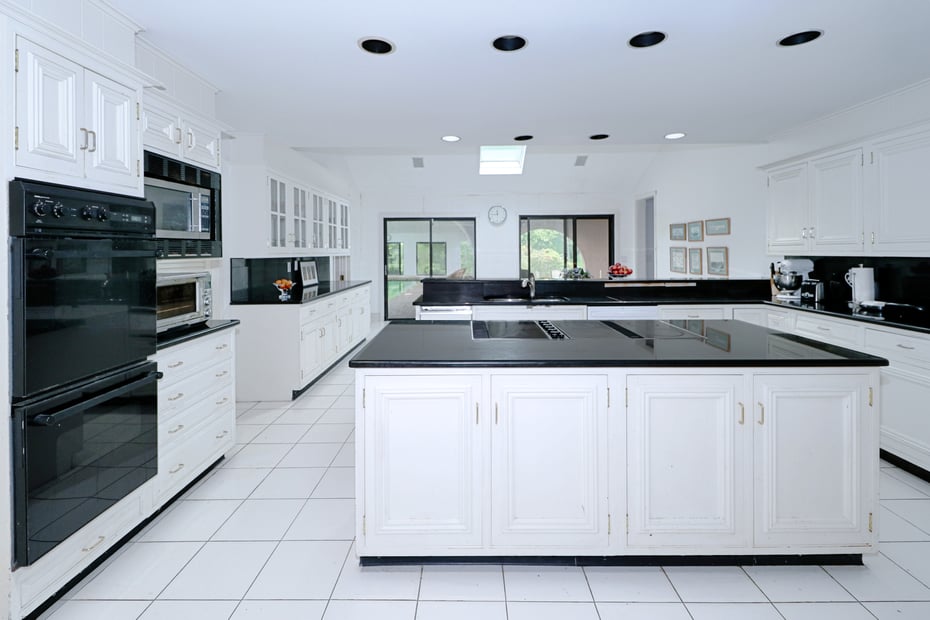 3853 Congress Street Photo 15