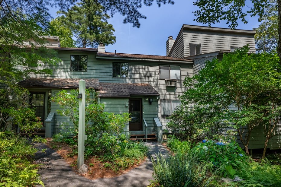 109 Old Farms Road #109 Photo 18