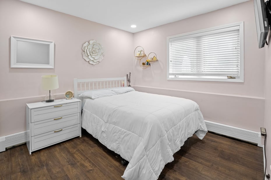 125 Whipple Road Photo 11