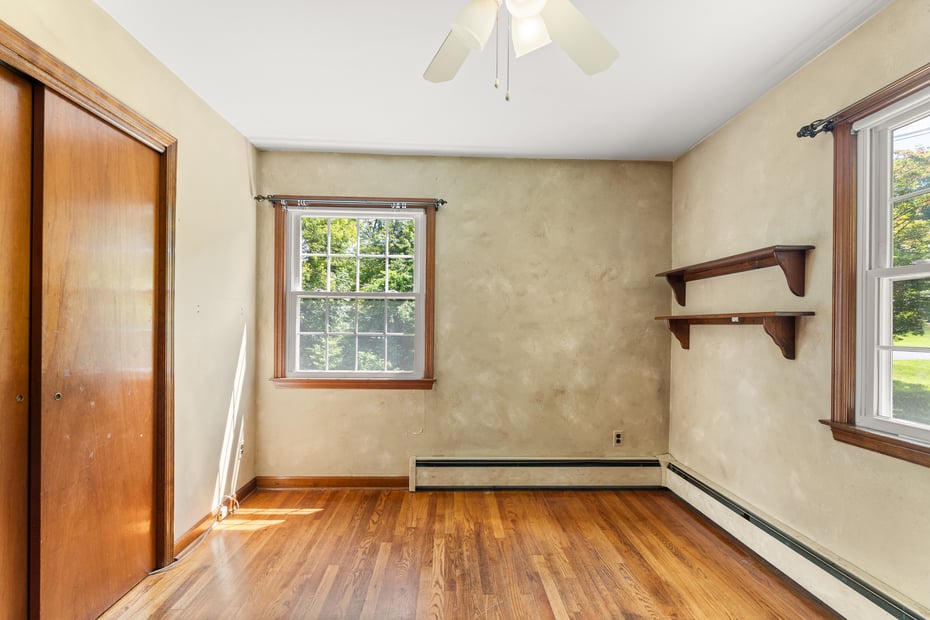 15 Glen Drive Photo 23