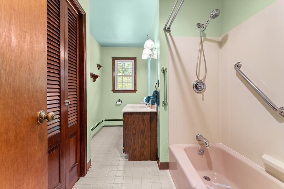 15 Glen Drive Photo 14