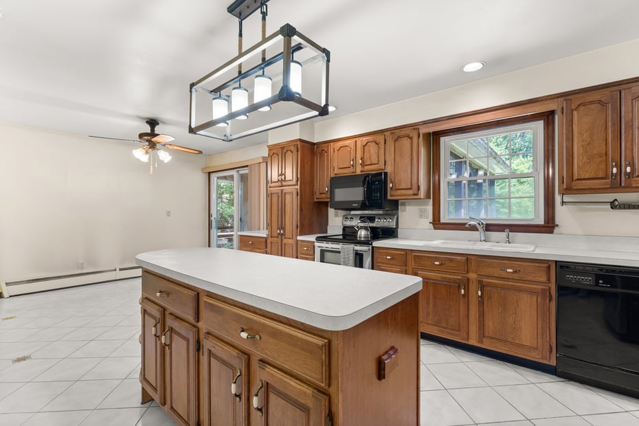 15 Glen Drive Photo 10