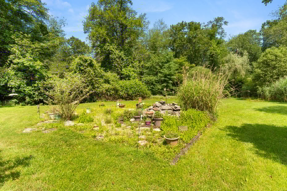 15 Glen Drive Photo 5