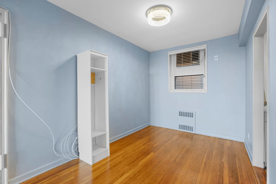 325 King Street  #4D Photo 11