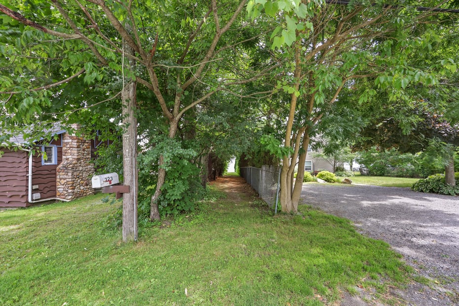 7 Chicopee St Photo 21