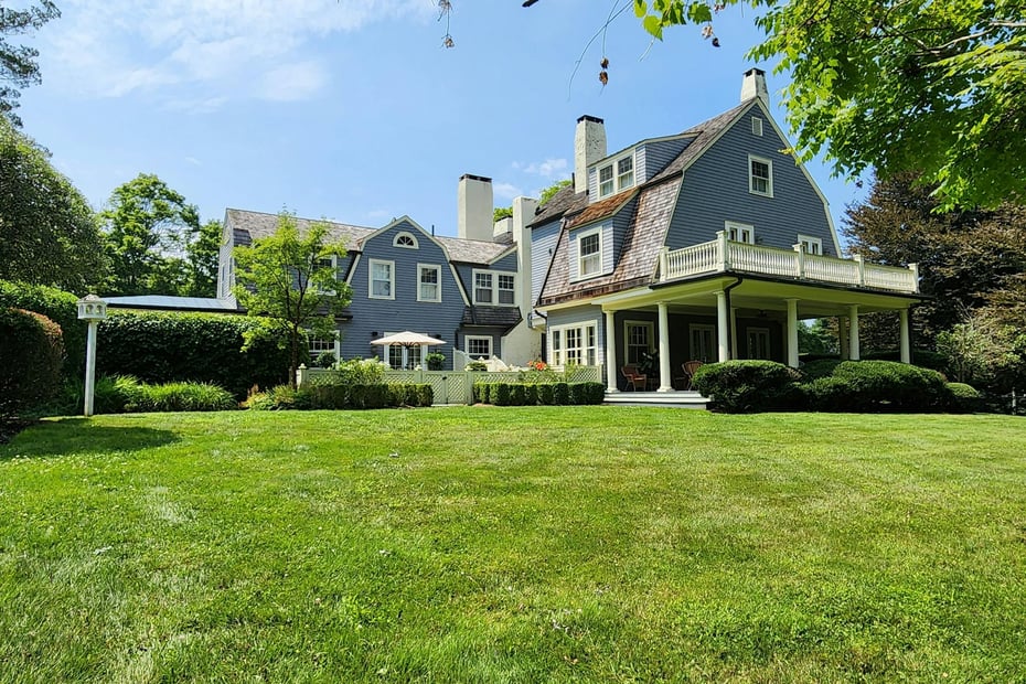 27 Country Club Road Photo 6