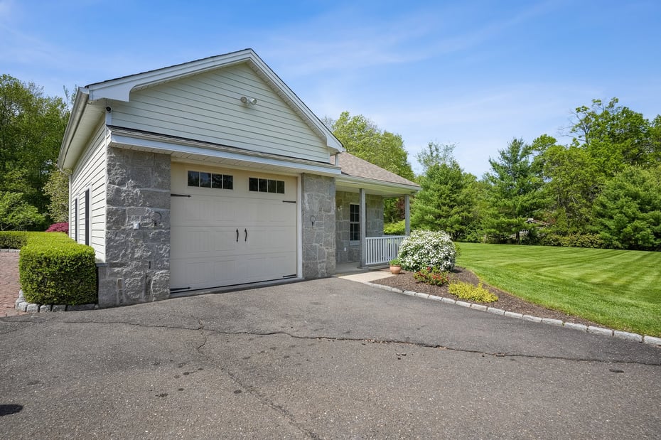762 Sport Hill Road Photo 37