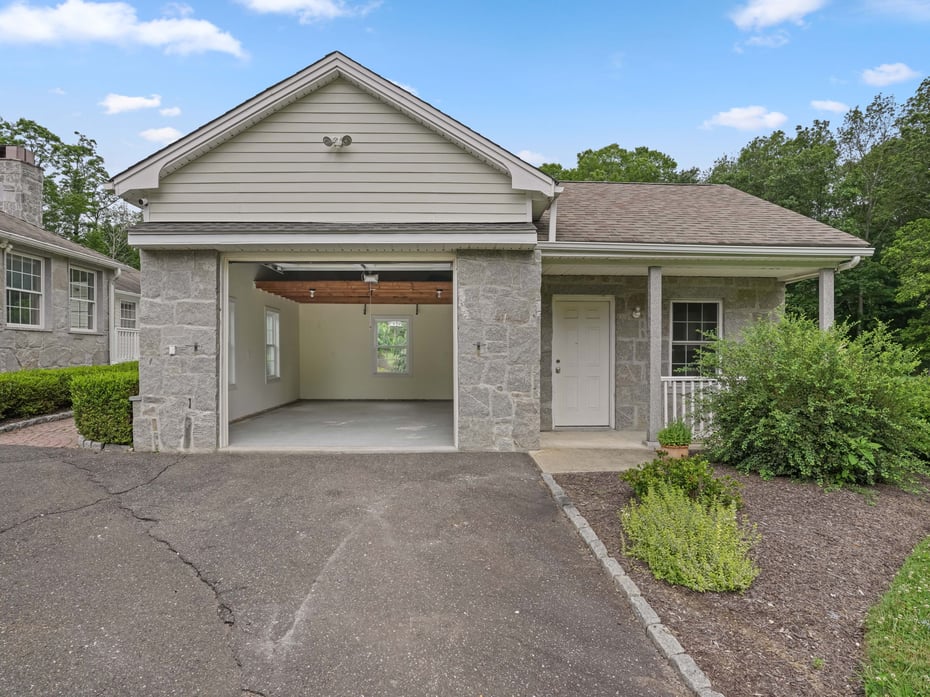 762 Sport Hill Road Photo 38