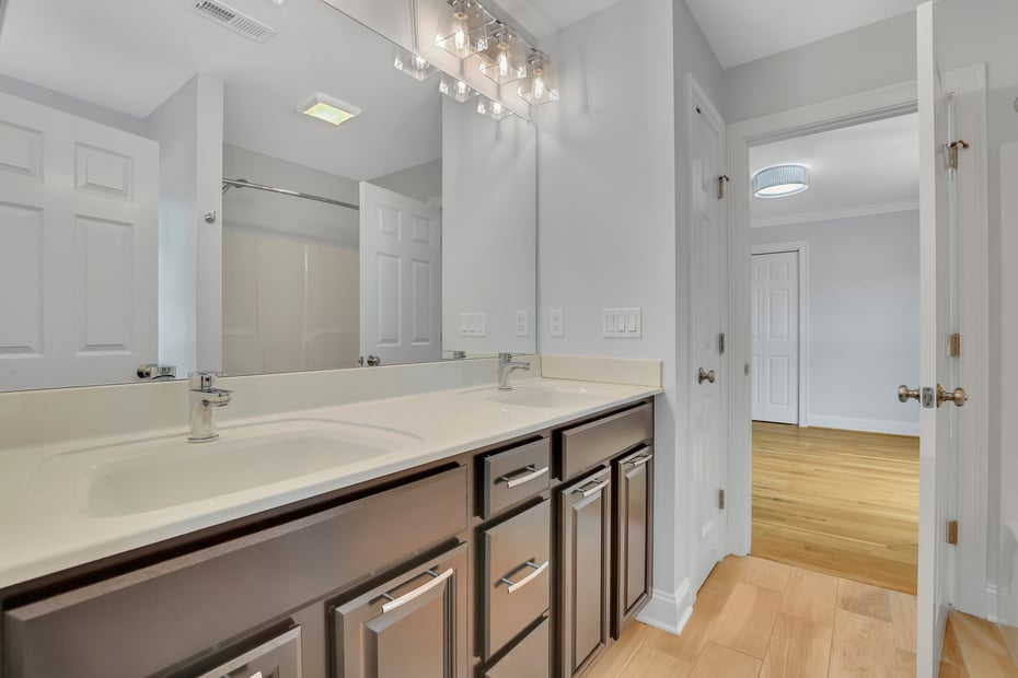 4 Aspenwood Photo 24