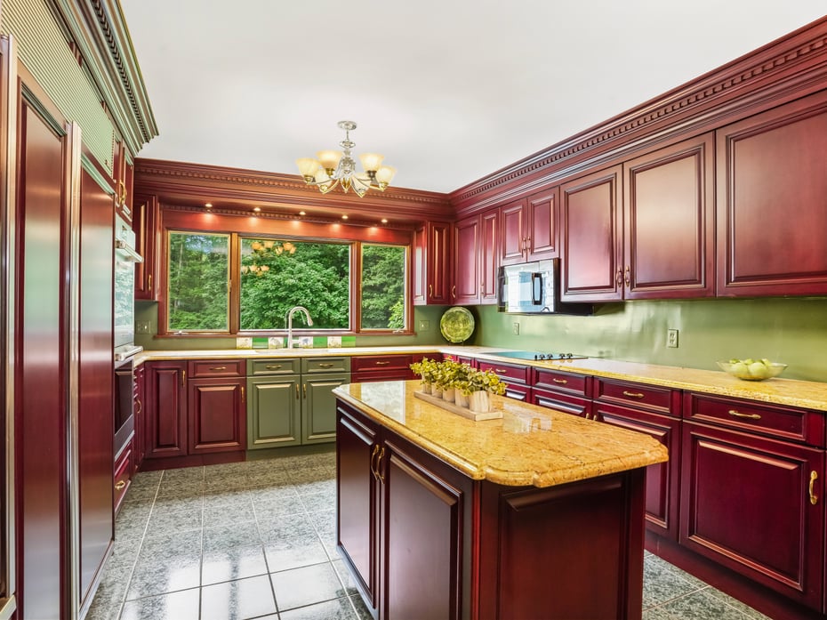 352 Ridgefield Road Photo 11