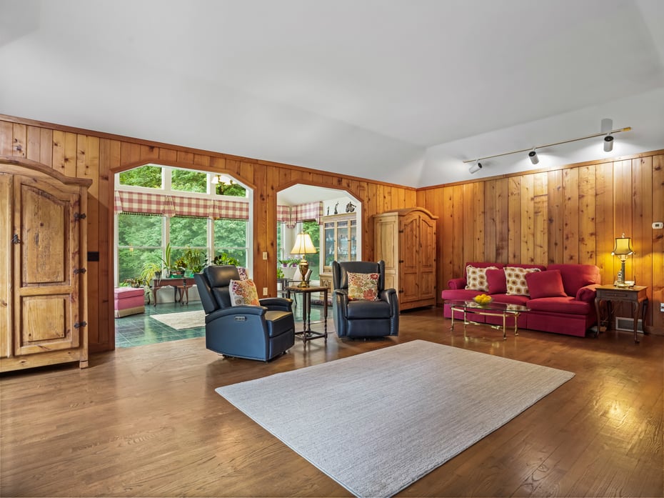 352 Ridgefield Road Photo 15