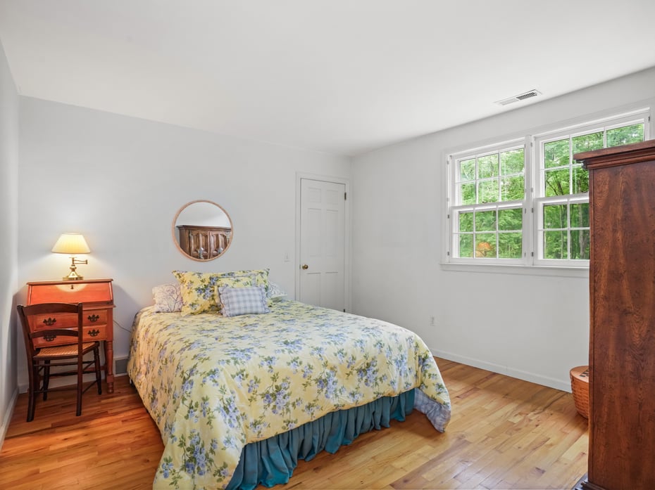 352 Ridgefield Road Photo 21