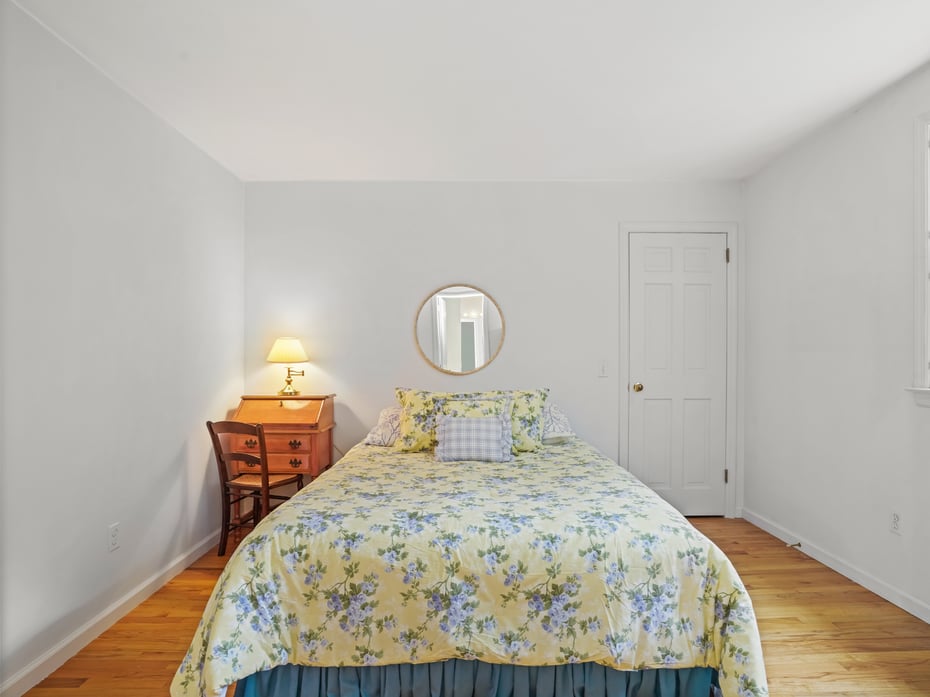 352 Ridgefield Road Photo 22