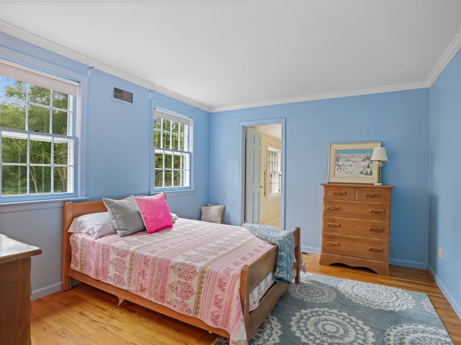 352 Ridgefield Road Photo 24