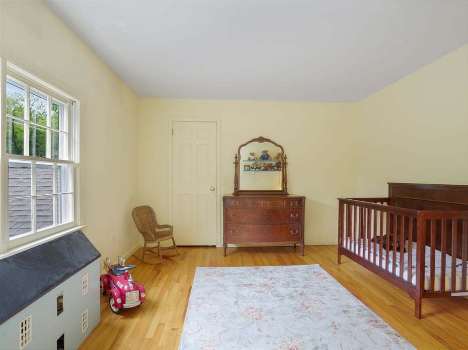 352 Ridgefield Road Photo 25