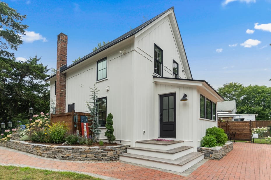 176 Great Neck Road Photo 1