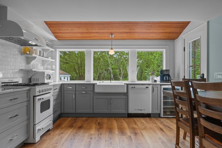 176 Great Neck Road Photo 7