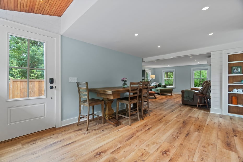 176 Great Neck Road Photo 9