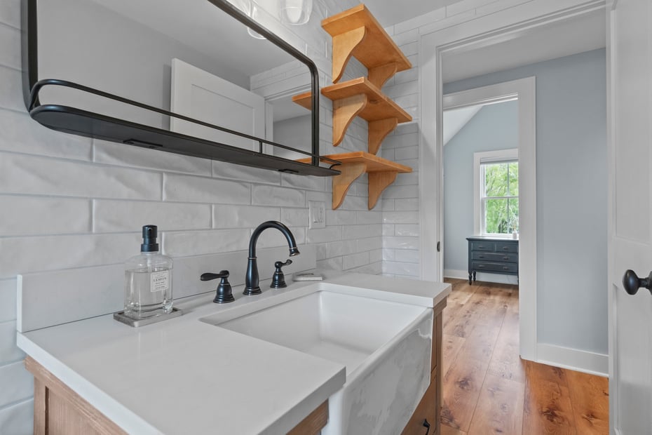 176 Great Neck Road Photo 23