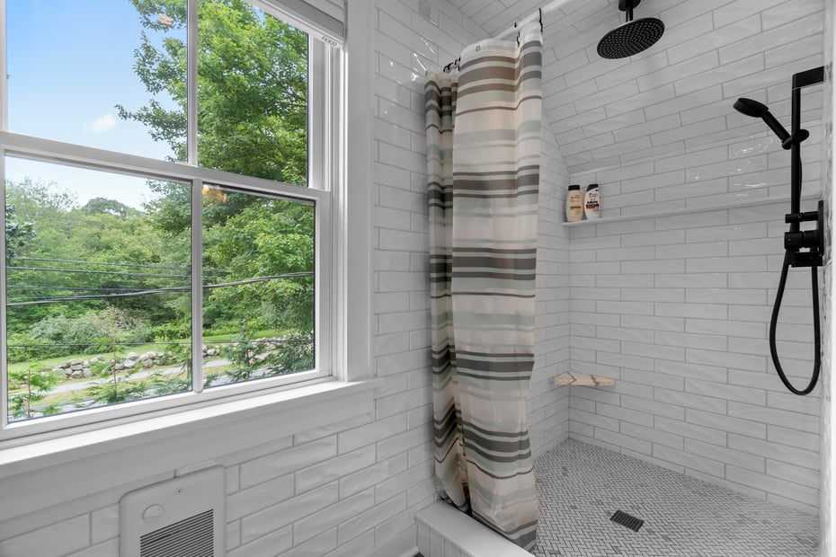 176 Great Neck Road Photo 24