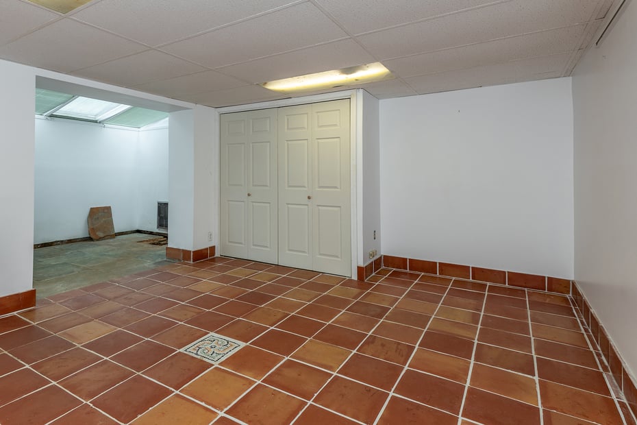 2 Bridgeworth Lane Photo 30
