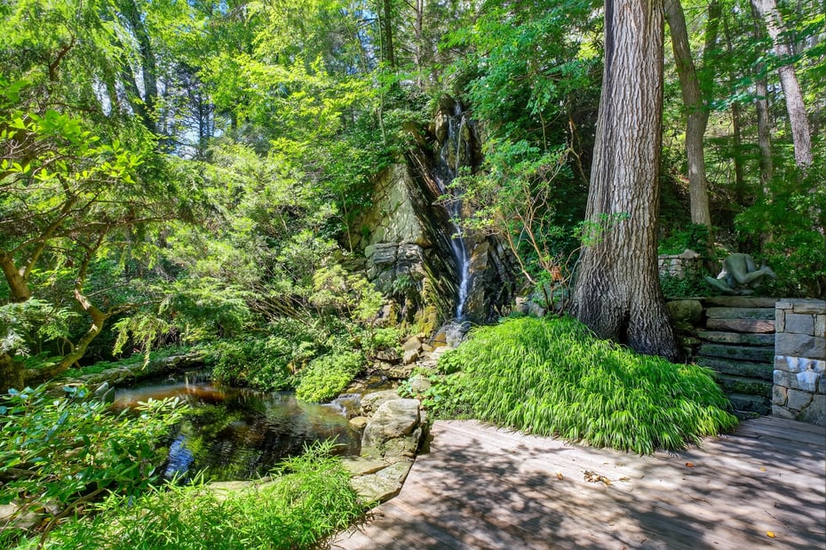 16 Gorge Lane Photo 4