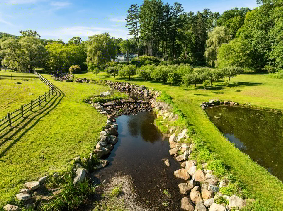 57 Indian Trail Road Photo 42