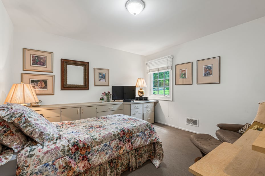 51 Park Road Photo 26