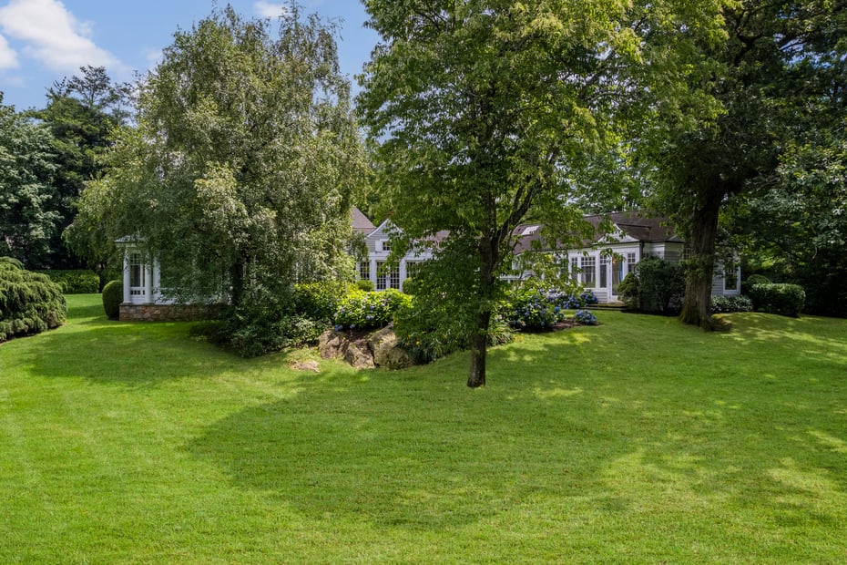 51 Park Road Photo 32