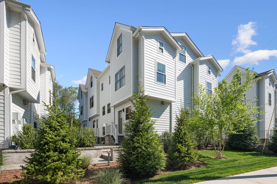 1 Howard Avenue  #B2 Photo 3