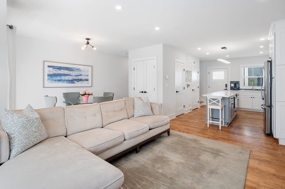 1 Howard Avenue  #B2 Photo 13