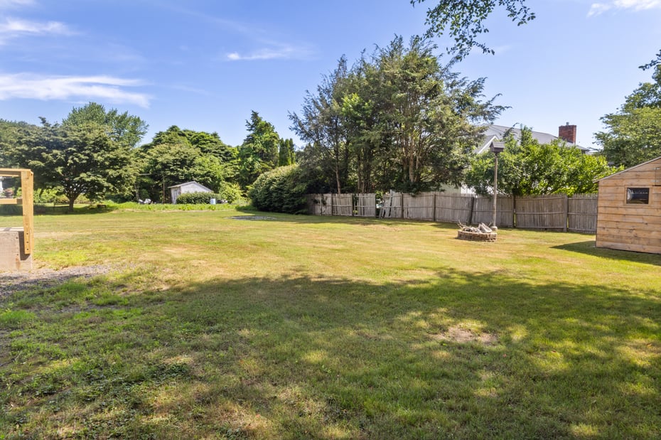 133 Bloomingdale Road Photo 5