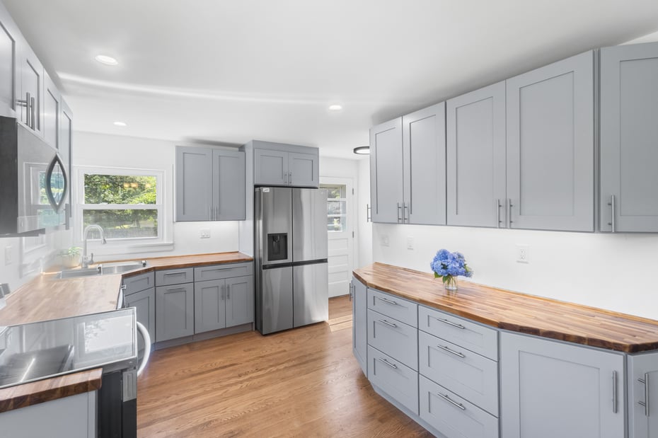 133 Bloomingdale Road Photo 6