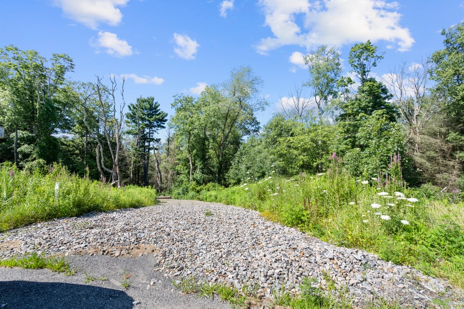 Meadowcrest Drive North Lot 12 Photo 6