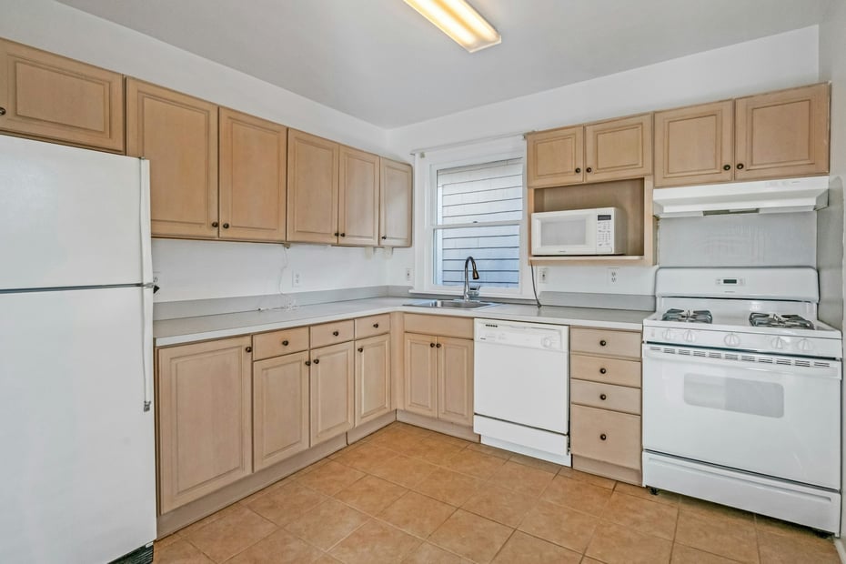 127 Gordon Avenue  #2 Photo 3