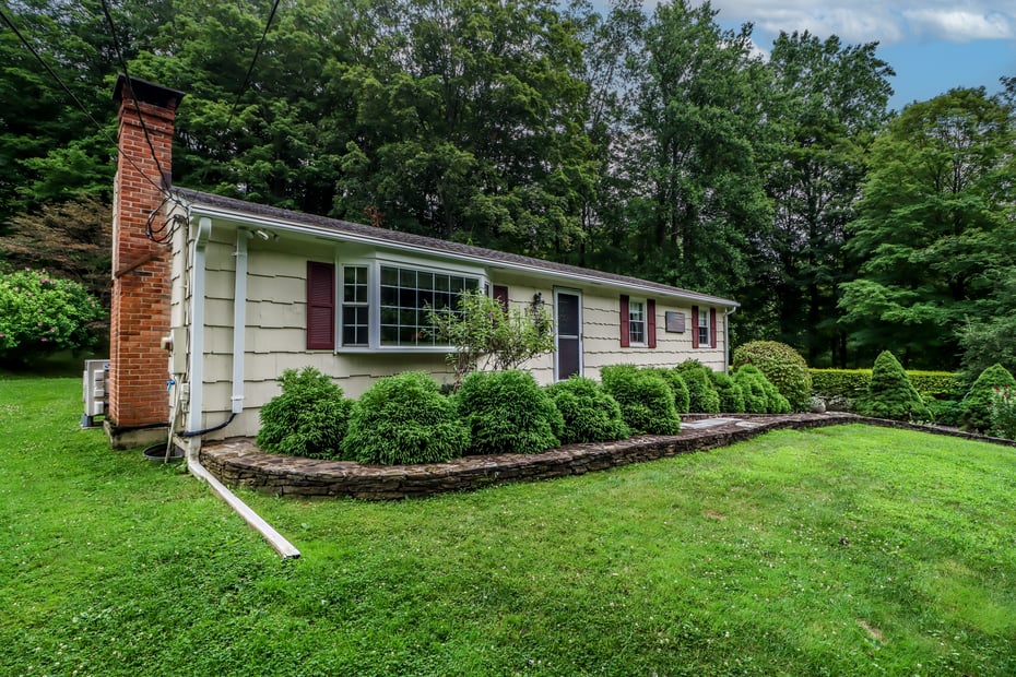 21 Saw Mill Road Photo 35