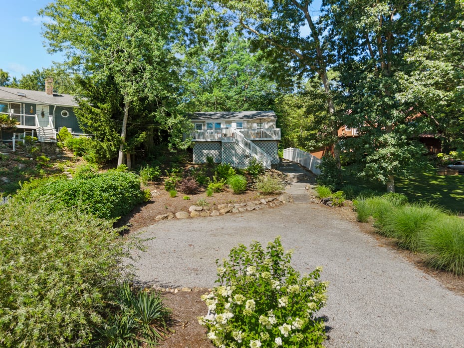 34 Marshfield Road Photo 5