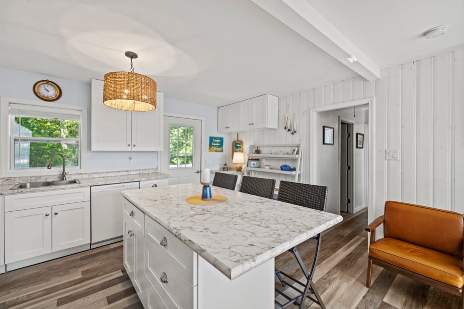 34 Marshfield Road Photo 12