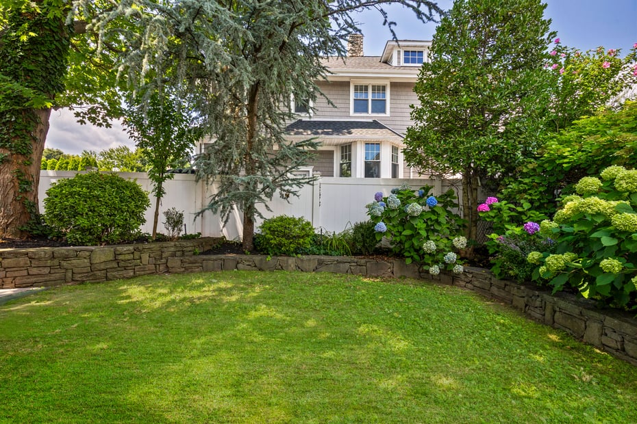 2 Ridge Street Photo 33