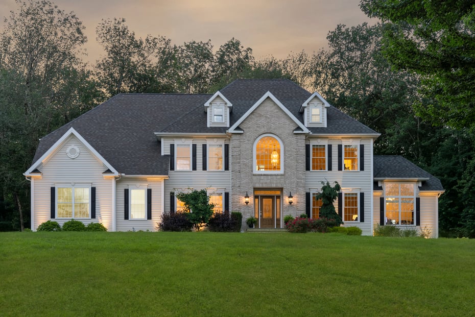 64 Warren Glen Photo 1