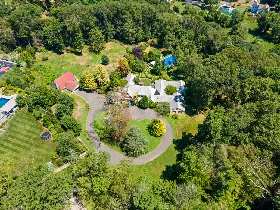 37 Green Acre Lane Photo 2