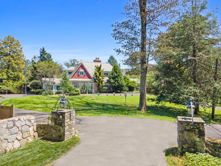 37 Green Acre Lane Photo 1