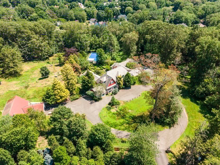 37 Green Acre Lane Photo 3
