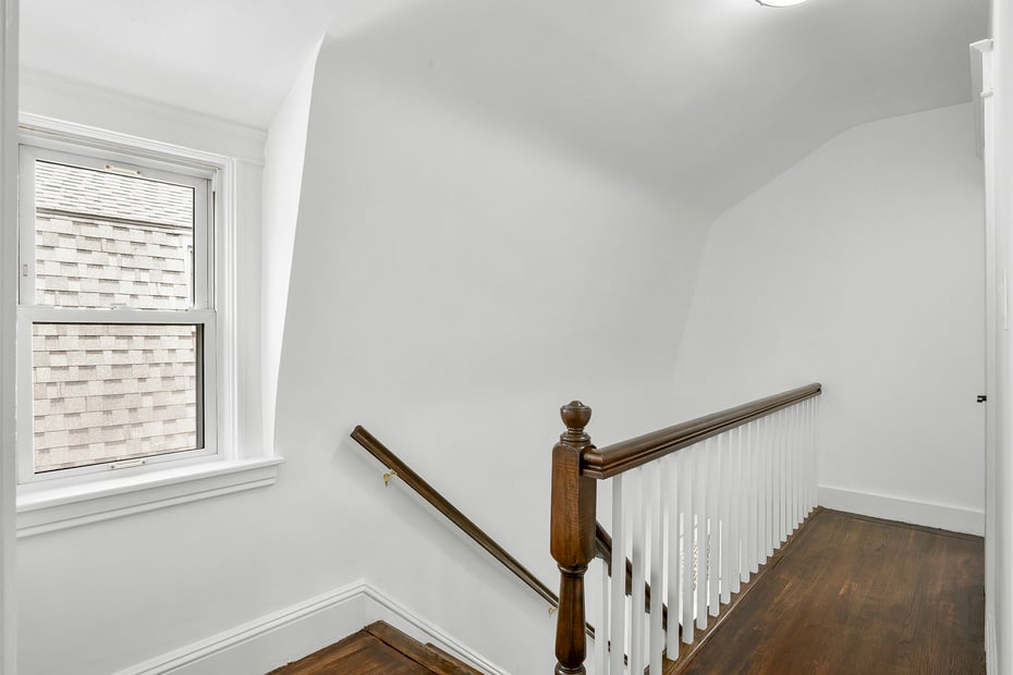 181 Eldridge Avenue Photo 24