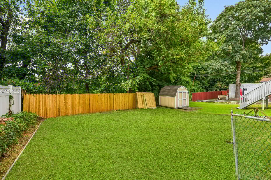 181 Eldridge Avenue Photo 36